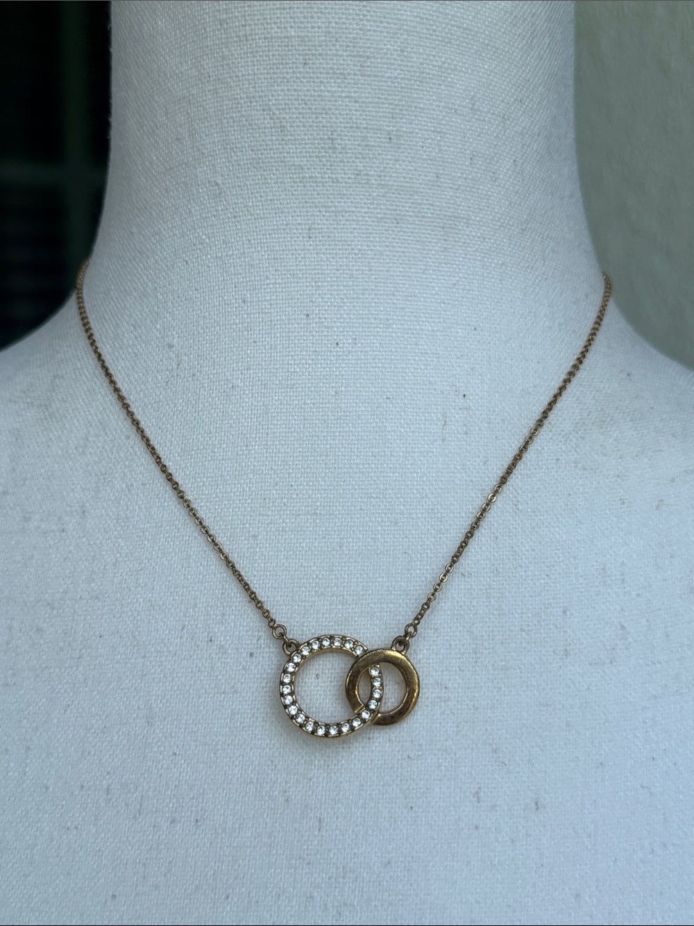 Annaleece by DeVries double ring pendant necklace